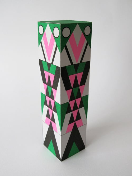 Hark "Parrot" print